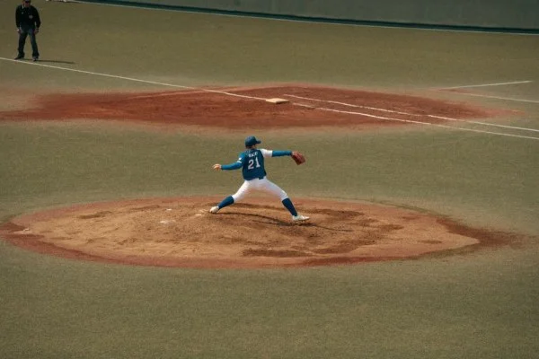 大谷翔平右肘疲劳缺阵 道奇队季后赛先发轮值阵容蒙上阴影前景难测